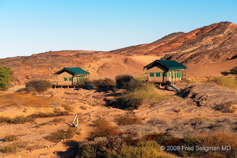 20090606_080856 D3 X1.jpg - Main area, Skeleton Coast Camp